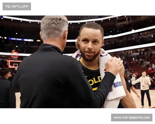 库里赛后加练三分，勇士更衣室氛围凝重