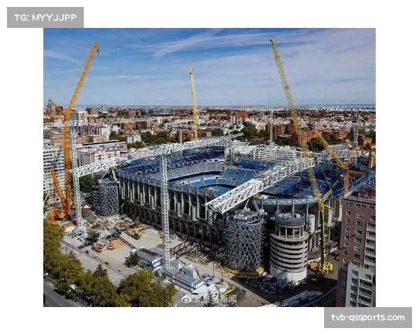 伯纳乌球场改造完毕,新顶棚设计被认为将减少风对定位球罚球的影响 伯纳乌球场改造完毕,新顶棚设计被认为将减少风对定位球罚球的影响